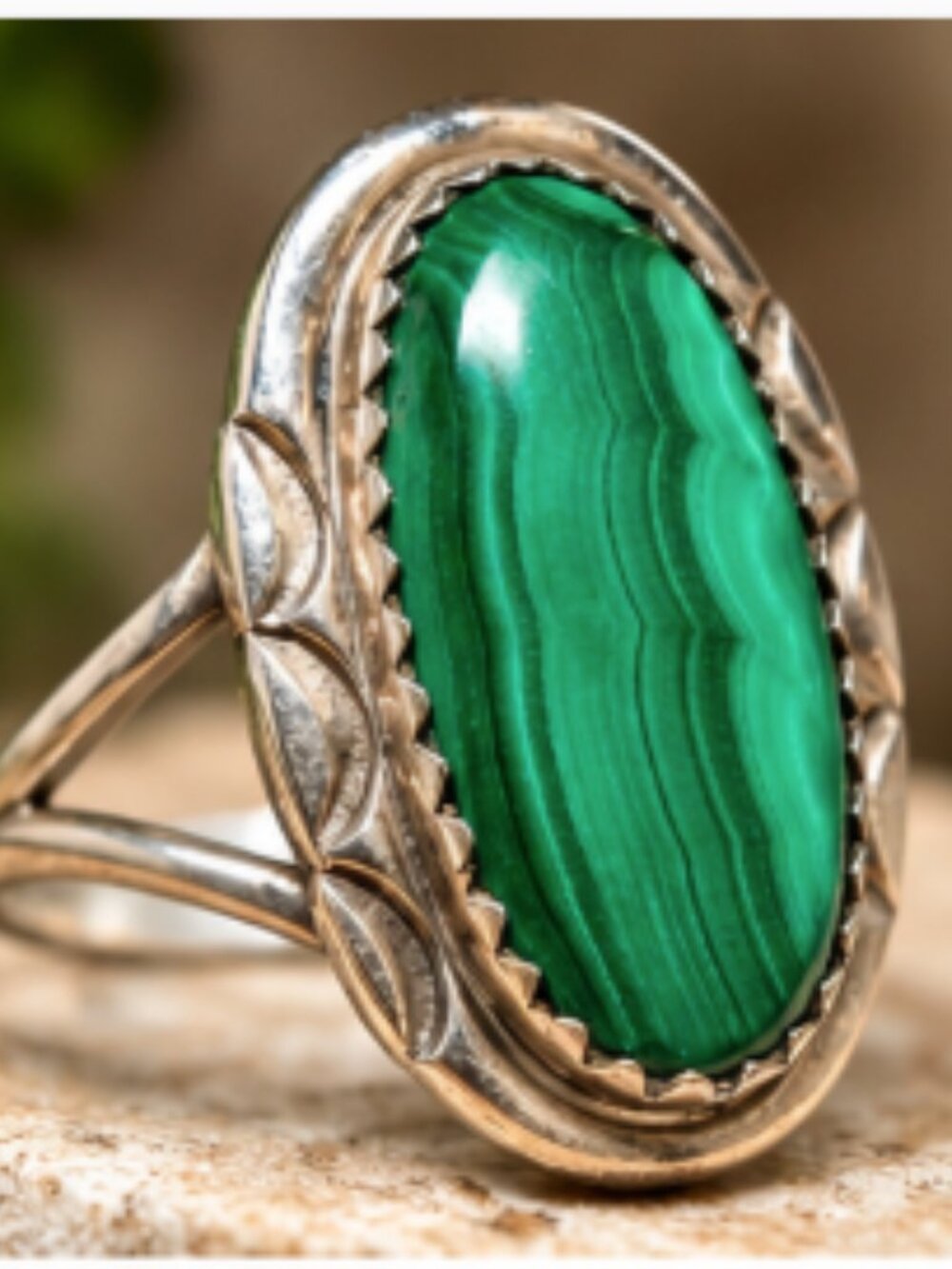 Vintage Native American Sterling Silver Green Malachite Ring Size 8